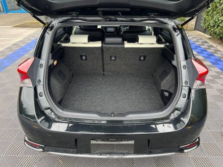 2016 Toyota Auris - thumbnail 13