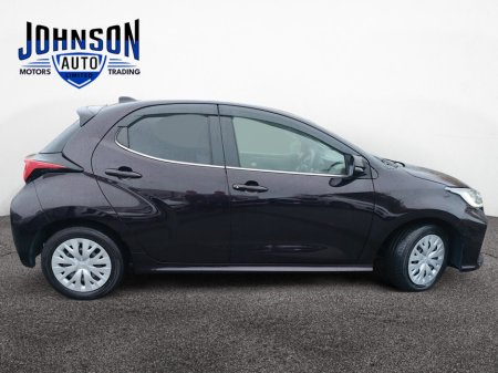 2020 Toyota Yaris 1.5 Petrol Auto Hybrid Heated Seats €16,950 thumbnail