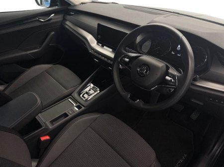 2024 Skoda Octavia 2.0TDI AMB DSG *2YR WARRANTY* €55 P/W ON PCP €30,995 thumbnail