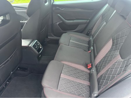 2022 Skoda Octavia 2.0 TDI VRS 200PS DSG 5DR €36,995 thumbnail