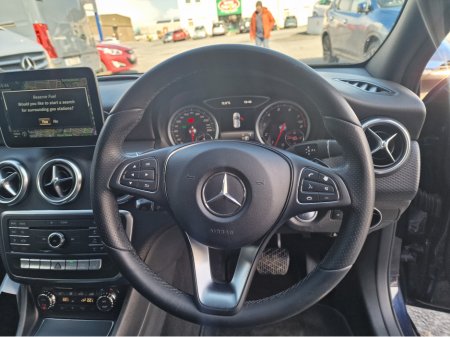 2018 Mercedes-Benz A Class - thumbnail 15