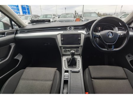 2018 Volkswagen Passat - thumbnail 12