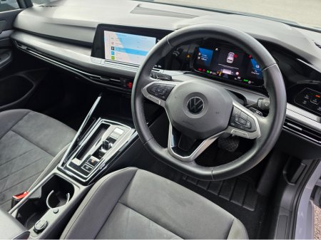 2023 Volkswagen Golf - thumbnail 15