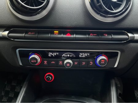 2016 Audi A3 Sportback 2016 AUDI A3 SPORTBACK TFSI 1.4 AUTOMATIC / CRUISE CONTROL / REVERSE CAMERA AND MORE thumbnail