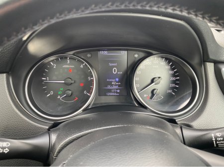 2018 Nissan Qashqai - thumbnail 15