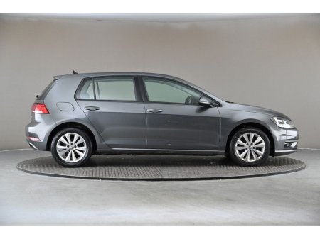 2017 Volkswagen Golf - thumbnail 11