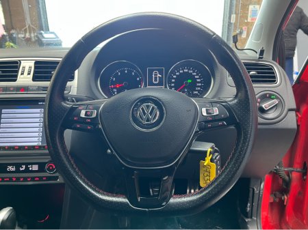 2015 Volkswagen Polo €11950! 2015 VOLKSWAGEN POLO CROSS 1.2 AUTOMATIC / CRUISE CONTROL / REVERSE CAMERA / PADDLE SHIFTERS €11,950 thumbnail