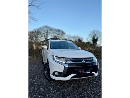 2017 Mitsubishi Outlander - thumbnail 24