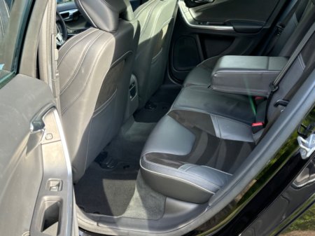 2015 Volvo S60 - thumbnail 9