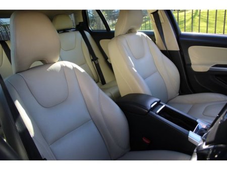 2016 Volvo V60 D2 SE 5DR Auto €14,750 thumbnail