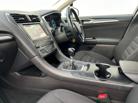 2019 Ford Mondeo 2.0 TDCI ZETEC 150PS NAV SERVICE HISTORY €13,649 thumbnail