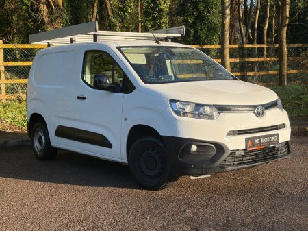2022 Toyota Proace City 1.5 D GX SWB 6 650KG 3DR €14,195 thumbnail