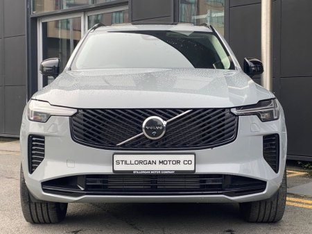 2025 Volvo XC90 T8 Dark Plus AWD Auto (PHEV) €78,900 thumbnail