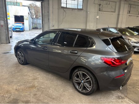 2021 BMW 1 Series 118I 1SSA 4DR AUTO I SPORT €21,999 thumbnail