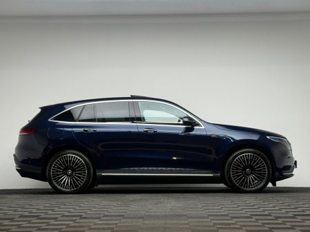 2023 Mercedes-Benz EQC - thumbnail 8