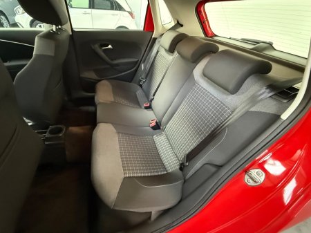 2016 Volkswagen Polo - thumbnail 19