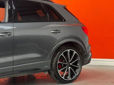 2022 Audi RS Q3 - thumbnail 10