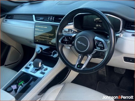 2022 Jaguar F-Pace - thumbnail 17