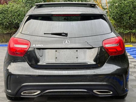 2018 Mercedes-Benz A Class A180 AMG-LINE 1.6 // TILT & SLIDE PAN ROOF // 18" DIAMOND CUT ALLOYS // FULL AMG-LINE SPORT INTERIOR €22,900 thumbnail