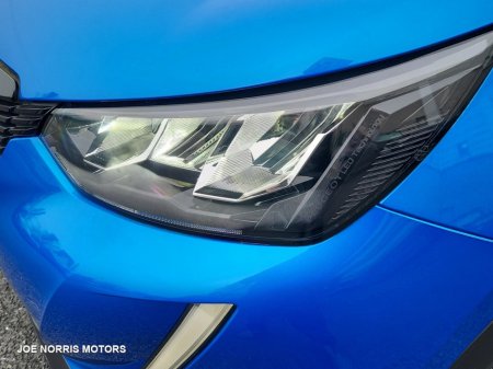 2023 Peugeot 2008 ACTIVE 1.2 100 BHP LOW KMS €23,750 thumbnail