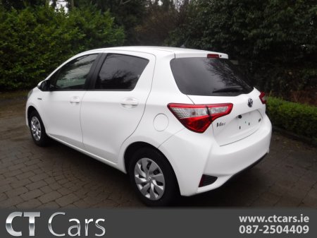 2018 Toyota Yaris VITZ 1.5 AUTO HYBRID LOW MILEAGE €11,950 thumbnail