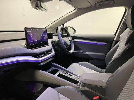 2025 Skoda Enyaq Edition IV 85 - Reversing Camera - Sat Nav - Climate Control - Heated Seats - Keyless Start - Apple CarPlay/Android Auto €39,950 thumbnail