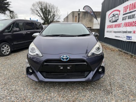 2015 Toyota Aqua - thumbnail 2