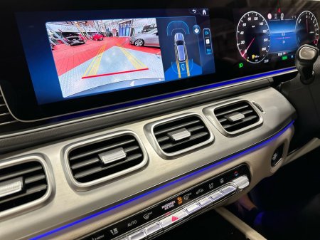 2026 Mercedes-Benz GLE Class GLE400 e 4Matic AMG Exterior Line Sport Edition PHEV €114,395 thumbnail