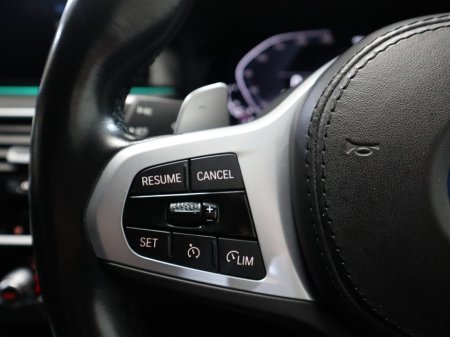 2022 BMW 5 Series - thumbnail 13