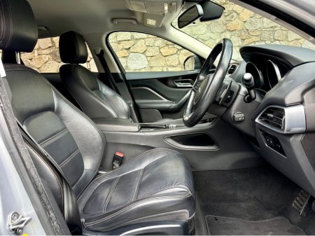 2018 Jaguar F-Pace - thumbnail 20