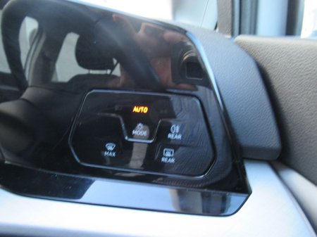 2024 Volkswagen Golf Life 2.0 TDI 115HP 5DR €30,950 thumbnail