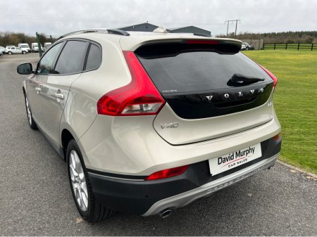 2016 Volvo V40 Cross Country D4 dynamic edition €16,500 thumbnail