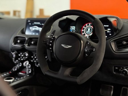 2024 Aston Martin Vantage F1 EDITION V8 thumbnail