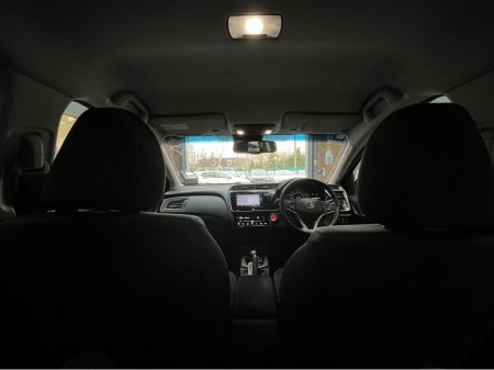 2019 Honda Grace - thumbnail 15