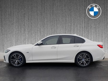 2022 BMW 3 Series - thumbnail 25
