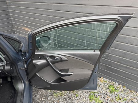 2014 Opel Astra S 1.6 CDTI 110PS 5DR €6,495 thumbnail