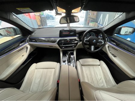 2017 BMW 5 Series - thumbnail 20