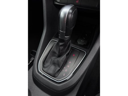 2018 Volkswagen Caddy Maxi Life MAXI LIFE T TDI 102HP D6F €18,950 thumbnail