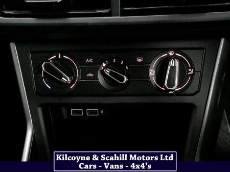 2020 Volkswagen Polo CL 1.0 MANUAL 5SPEED 65HP 5DR thumbnail