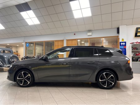 2024 Opel Astra As New (242) AUTOMATIC DIESEL Sports Tourer ELEGANCE As New Tint Kms Superb Value www.bolands.ie Est.1955 €30,750 thumbnail