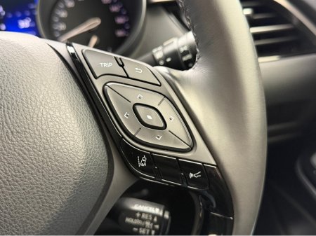 2018 Toyota C-HR (181) 1.8 HYBRID SPORT AUTO €20,450 thumbnail