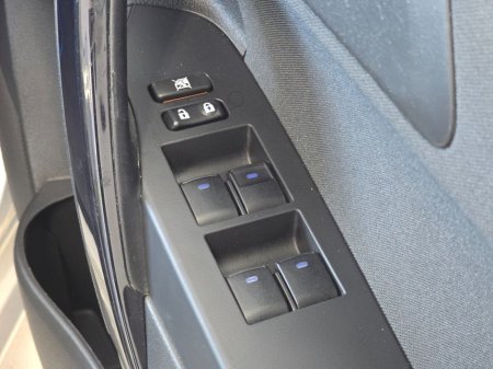 2016 Toyota Auris - thumbnail 16