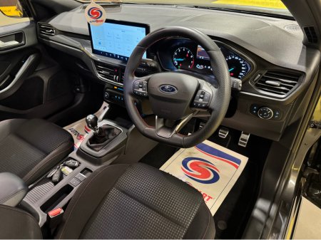 2025 Ford Focus ST-LINE 5DR 1.0T 125 MHEV €29,950 thumbnail