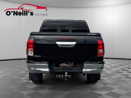 2020 Toyota Hilux DOUBLE CAB SR5 4DR #224 €23,999 thumbnail