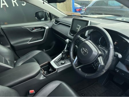 2021 Toyota Rav4 Toyota Rav4 Luna 4x4 G edition hybrid €31,900 thumbnail