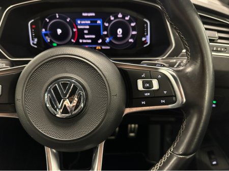 2019 Volkswagen Tiguan (191) TIGUAN 2.0TDI R LINE (LEATHER) DSG 4 MOTION LOW KMS VW/AUDI SPECIALISTS WWW.DENISDARCYCARS.IE €31,950 thumbnail