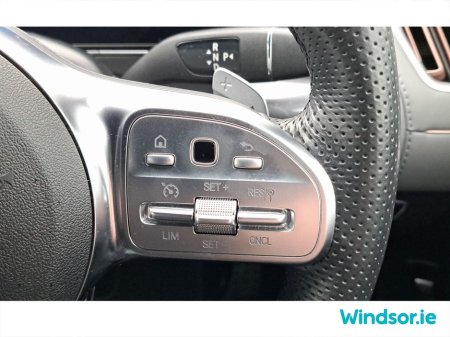 2023 Mercedes-Benz EQC Eqc 400 Amg Line Edition 4Matic 80kWh Electric €39,995 thumbnail