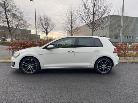 2017 Volkswagen Golf GTD 2.0 MANUAL *FULL SERVICE HISTORY* €18,995 thumbnail