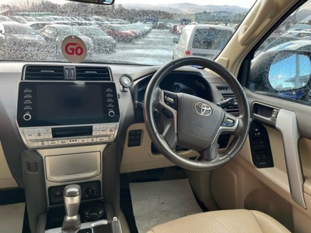 2022 Toyota Landcruiser LAND CRUISER LWB BUSINESS €79,950 thumbnail