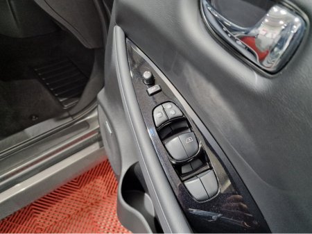 2024 Nissan Leaf - thumbnail 27